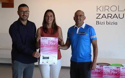 Igandean jokatuko dute 49. Itsas Zeharkaldia. Ohiko probaz  gain, Zarautz-Getaria-Zarautz zeharkaldia egingo dute