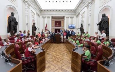 Txernobylgo haurrei ongietorria egin diete