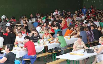 Berako bestetako herri-afarirako txartelak salgai daude dagoeneko