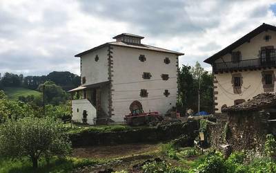 2018ko gerakinetatik inbertsioak egin ahal izateko aurrekontu moldaketa onartu du Baztango Udalak