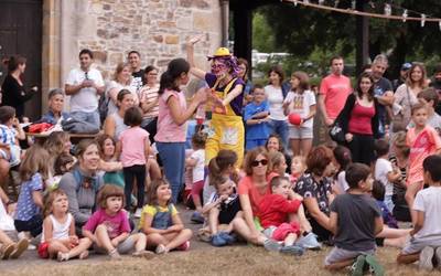 Giro paregabea Madalenako jaietan