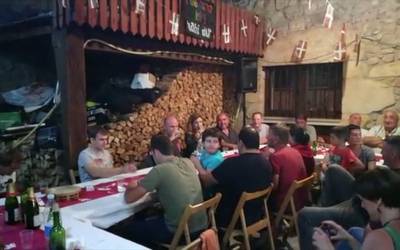 Ines Beitia auzotarrari botatako bertsoak