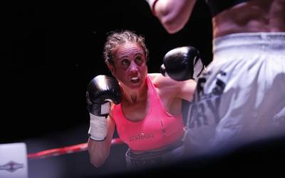 Boxeo eta eskalada ikastaroak emango dituzte irailetik aurrera kiroldegian