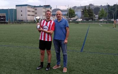 Los Bittors talde elgoibartarra gailendu da Zumaiako 7ko futboleko txapelketan
