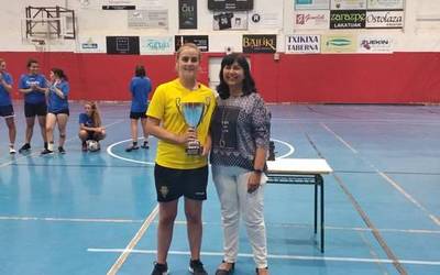 Ordubateko Tikak eta Txorropotorsek irabazi dute areto futbol txapelketa
