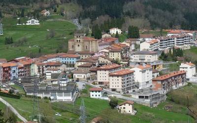 Abuztuan ordutegi berezia izango dute herriko hainbat zerbitzuk eta ostatuk