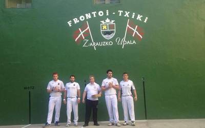 Soraluzeko pilotariak txapeldunorde Zarautzen