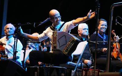 Korrontzi taldearen kontzertuak itxiko du ‘Ziaboga’ musika-zikloa astelehenean