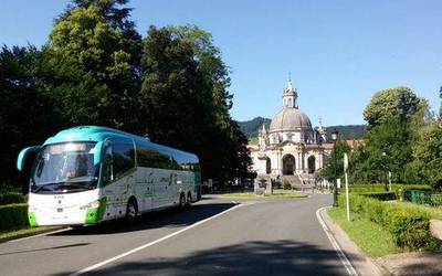 Astelehenetik aurrera neguko ordutegia izango dute Lurraldebuseko autobus zerbitzuek