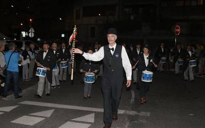 Gaur hasiko dituzte San Martin jaietako danborradetarako entseguak