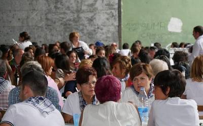 "Bazkari agroekologikoa izango da aurtengo Berakatz egunekoa"