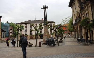 Elorrioko Udalak "irmotasunez" gaitzetsi du abuztuaren 29ko erasoa