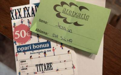 Aretxartek zozketatutako bonuek badute jabea