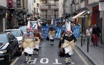 Sanchezi eta beste 46 auzipetuei babesa adierazteko manifestazioa egin dute