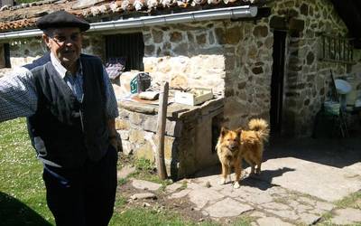 Joxe Bixente Etxabe hil da, Degurixako azken artzaina