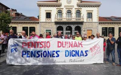 Plazetara atera dira berriz