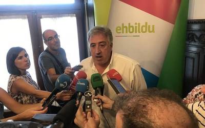 Amaia Izko babestu egin du Joseba Asironek