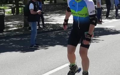 Iruñea-Gares patinaje lasterketa bukatzea lortu du Asier Arriola mendaroarrak