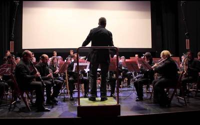 Kirolarekin zerikusia duten piezak joko ditu Udal Musika Bandak domekako kontzertuan