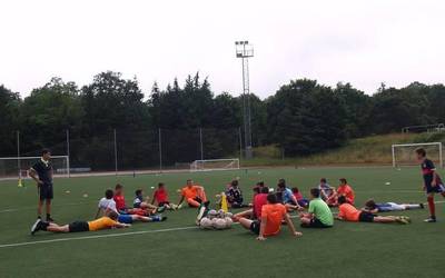 Futbol edo saskibaloi monitoreendako ikastaroa antolatu du Mank-ek