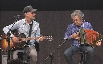 Josu Zabala: "Euskal musikak fagozitatu zuen Hertzainak"