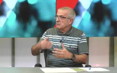 Koldo Aulestia: "Alzheimerra bezalako dementziak dituztenen erritmoa jarraitzen ikasi behar dugu"