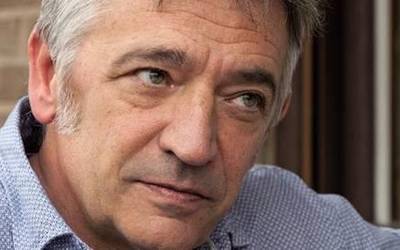 Koldo Martinez hautatu du parlamentuak Nafarroako senatari