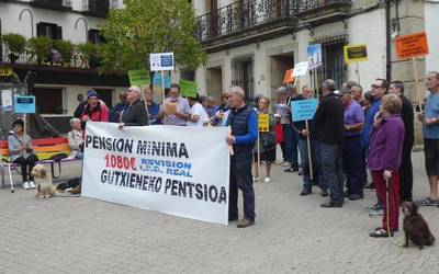 Pentsio publikoen aldeko “belaunaldiarteko” manifestazioa