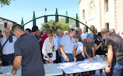 Jende asko elkartu da Artadin Samiel egunaz gozatzeko