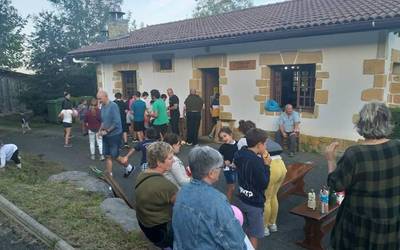Samielak aurrera doaz Laurgainen