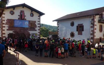 Uda giroan ospatu dute Amaiurren Baztan, Urdazubi eta Zugarramurdiko herrietako eskolen besta