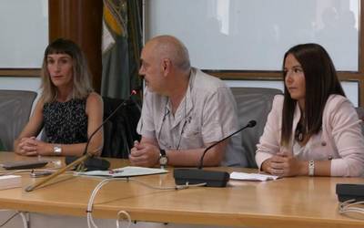 Udal gobernuaren “opakotasuna” eta “propaganda” salatu ditu EH Bilduk