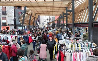 Stock Feria antolatu dute Txankakuako merkatariek, herriko merkataritza txikiari bultzada emateko asmoz