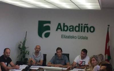 Abadiñoko Udalak OHZ izozteko eta gainontzeko zergak %1´5 igotzeko asmoa agertu du