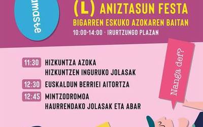 "Irurtzunen egiten diren hainbat ekimenetan euskarak ere presentzia behar duela uste dugu"