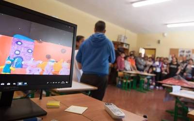 Oionen bizi den eskola-segregazioaren inguruko eztabaida "erreal eta eraginkorra" exijitu dute