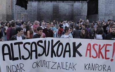 Altsasukoen auziko epaia salatu dute Arrasaten ere