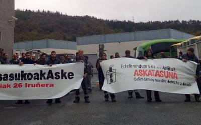 Donostiako manifestaziora joateko deia egin dute sindikatuek