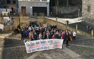 Pentsioen alde, nekaezin