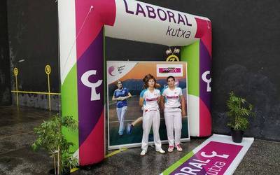 Lau azpeitiar lehiatuko dira lau eta erdiko Emakume Master Cup txapelketan