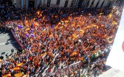 "Demokrazia defendatzeko" Bartzelonako manifestazioarekin bat egin du UPNk