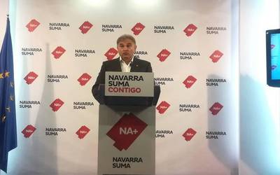 Navarra Sumak D ereduko ikastetxeetako zenbait liburu zentsuratu nahi ditu berriro