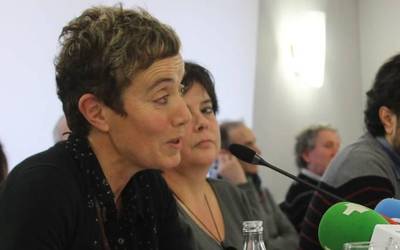 Bel Pozueta: "Bidegabekerien aurrean Nafarroak Madrilen ahotsa izatea dugu jokoan"