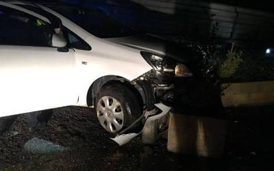 Auto batek istripua izan zuen bart Durangoko Eguzkitza auzoan