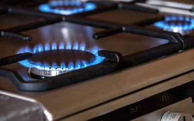 Energia-gastuetarako laguntzak eska daitezke gaurtik aurrera
