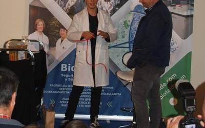 Biotaldek Deriora ekarri du bere egoitza