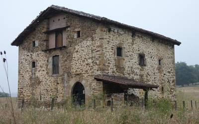 6. Lehiaketa: Zer izen du irudiko dorreak?