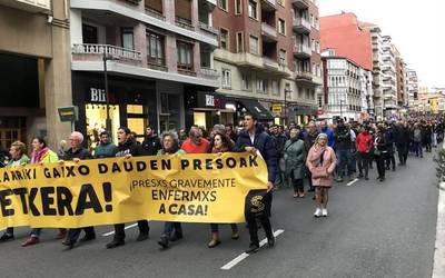 Jose Angel Ochoa de Eribek "azkena" izan behar duela exijitu dute