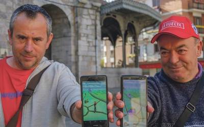 Pokemon Go, bere jarraitzaileak elkartzen dituen jokoa