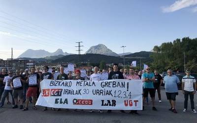 Bizkaiko metalgintzako langileek greba deialdi berriak iragarri dituzte